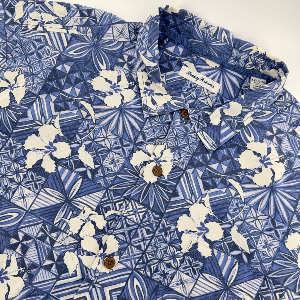 Tommy Bahama Shirt Mens XXL Blue Silk Blend Hibiscus Island Zone Short Sleeve